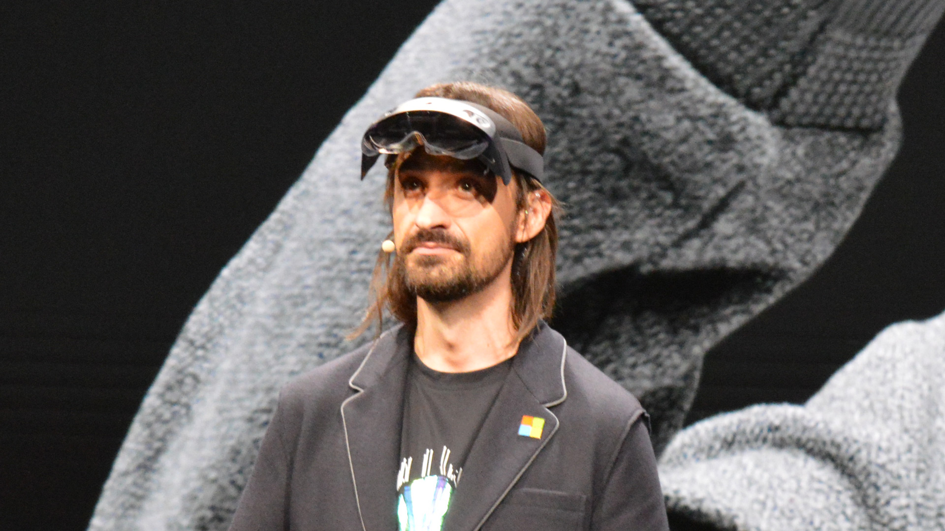 HoloLens Chief Alex Kipman to Leave Microsoft Amid Misconduct Allegations – Road to VR