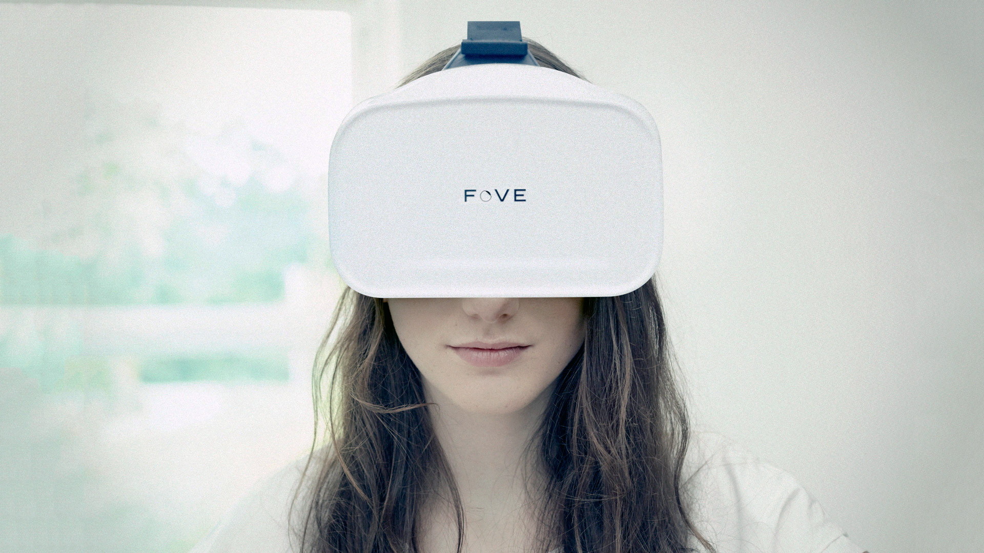 FOVE Begins Shipping $599 Eye-Tracking Headset this Month – Road to VR