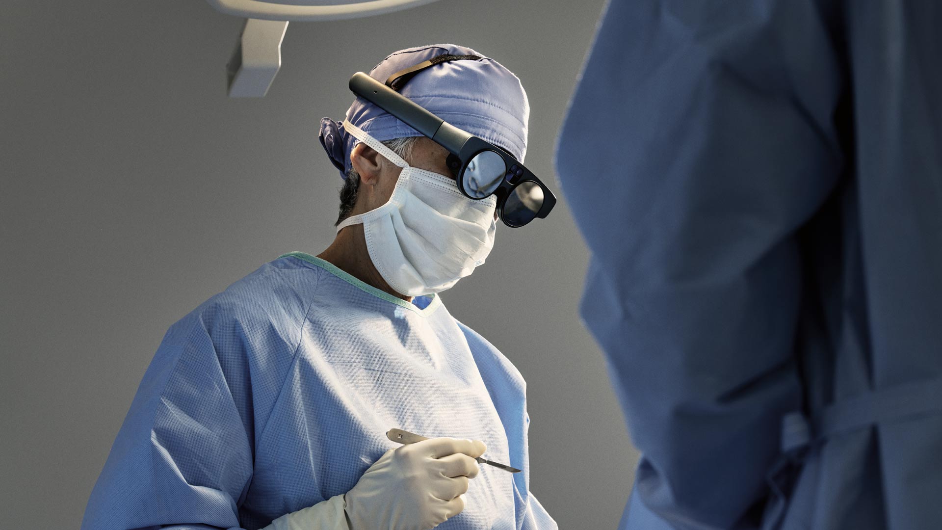 Magic Leap 2 Gains Certification so Doctors Can Use AR During Surgery – Road to VR