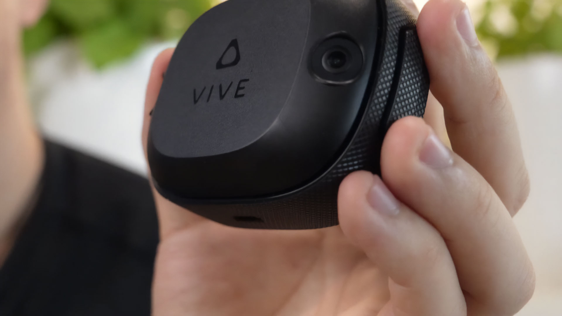 HTC Announces Inside-out Tracker for VR Accessories & Body Tracking