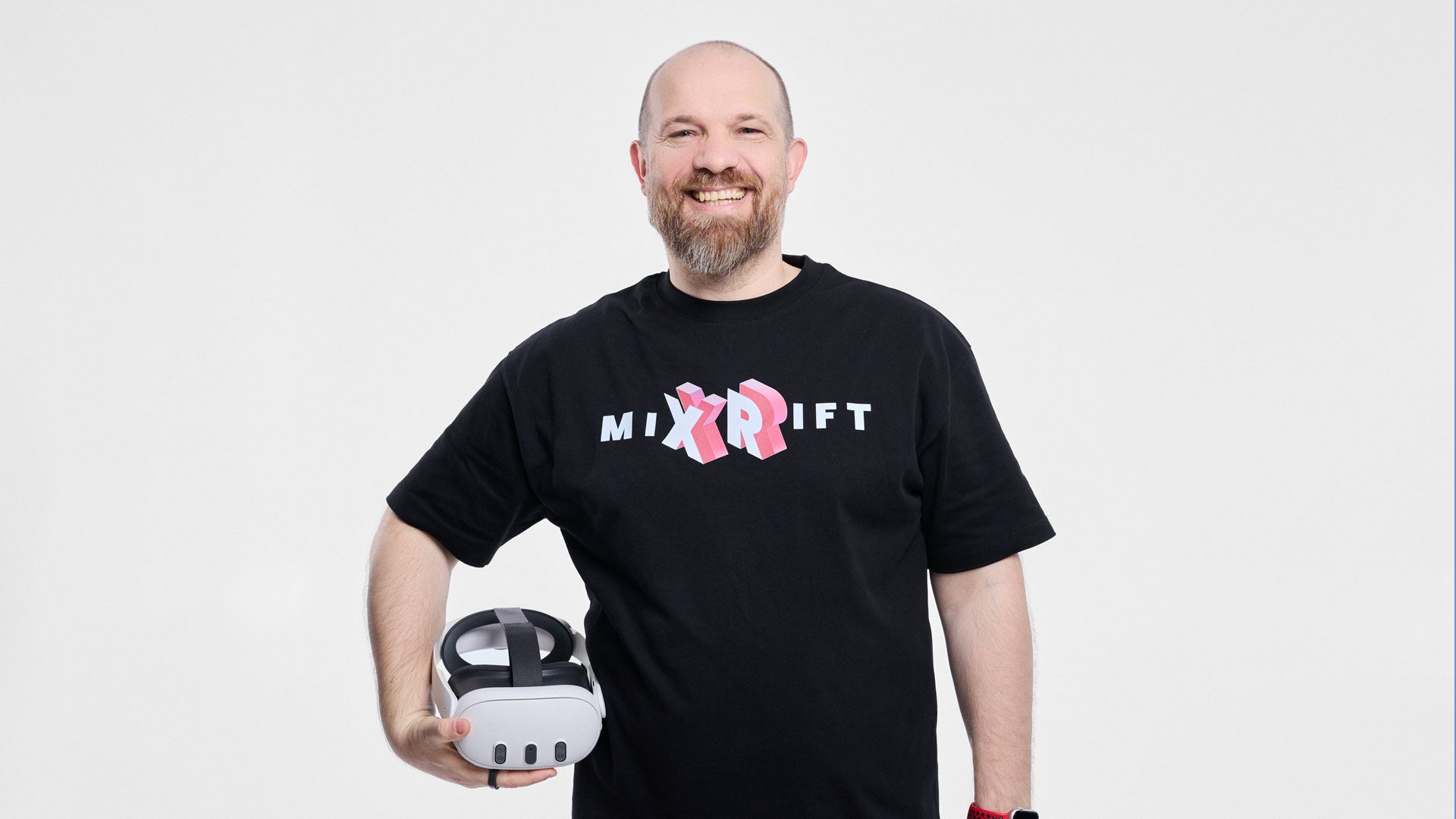 Mixed Reality Gaming Studio MixRift Secures $1.6M Funding to Make the ‘Angry Birds’ of MR