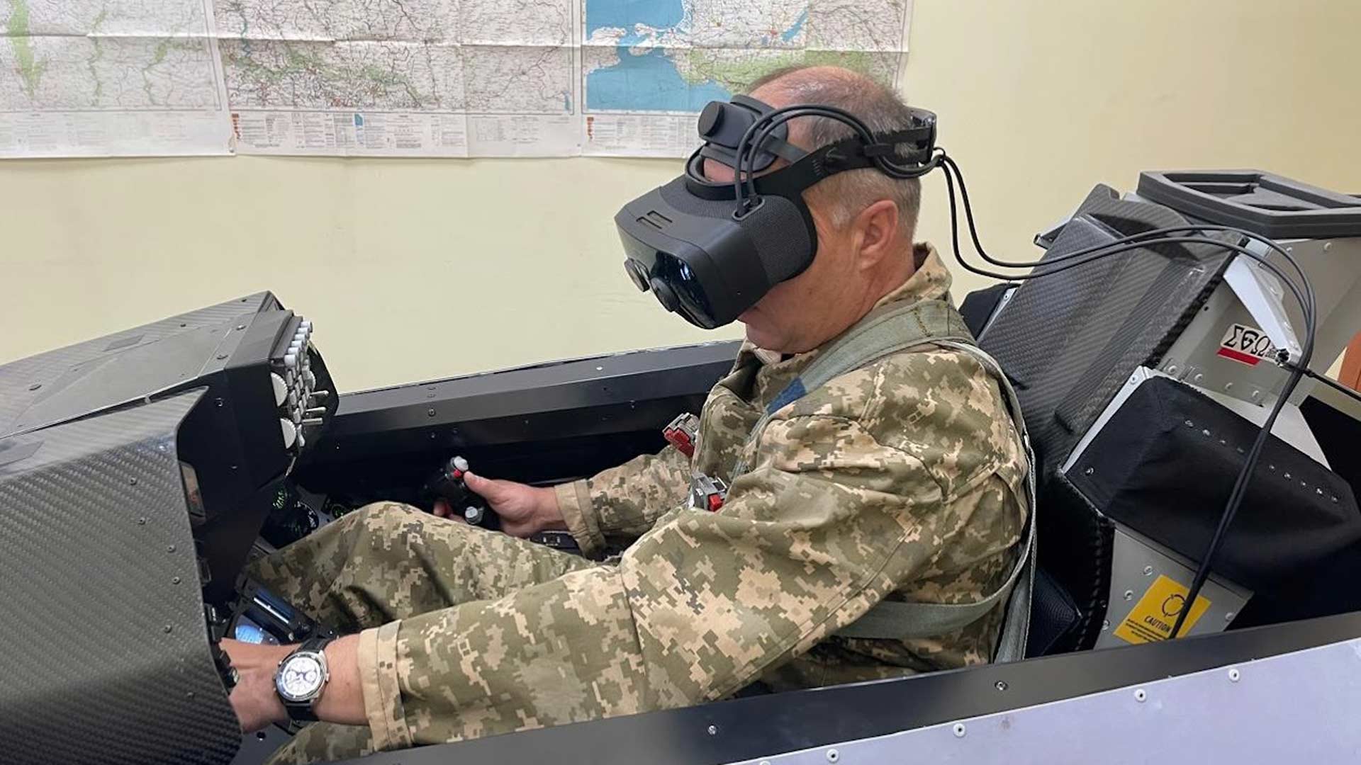 Mixed Reality Flight Sims Are Accelerating F-16 Pilot Training in Ukraine