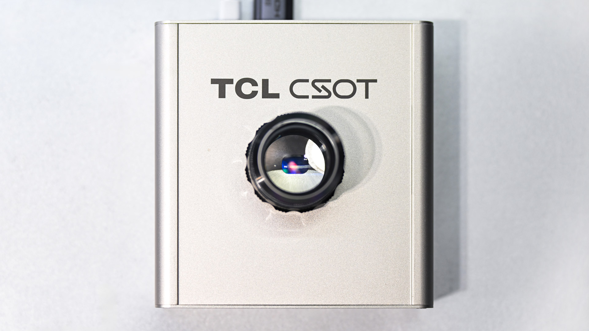 TCL Shows Off New High PPI OLED and Micro-LED Displays for XR